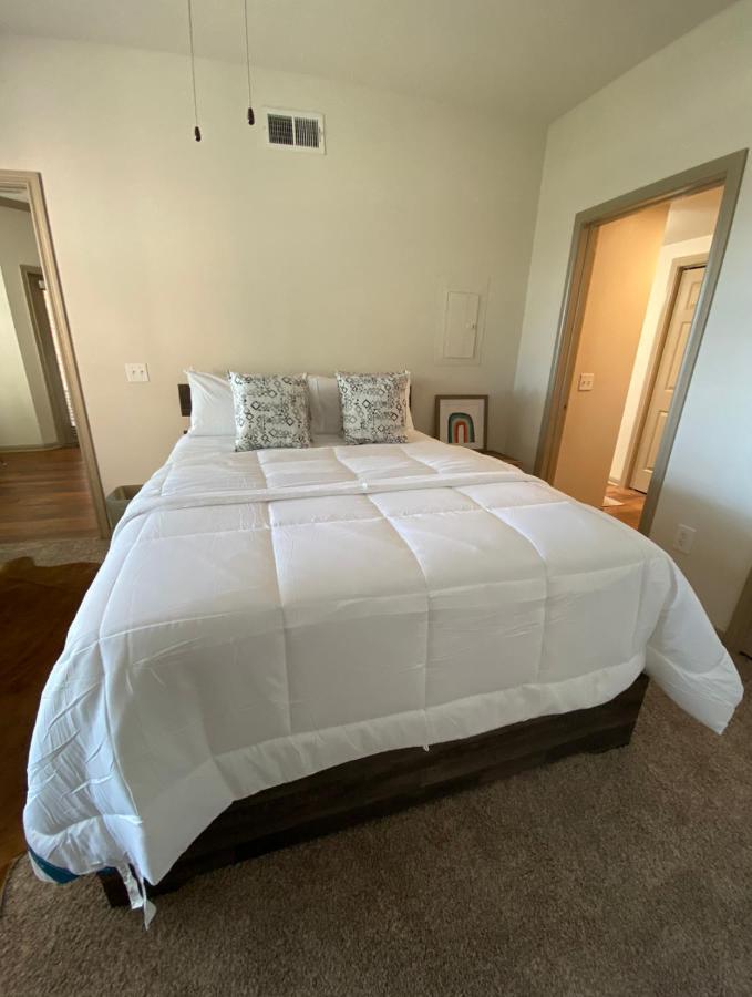 Bright & Modern Galleria Suite! 5 Star Location, Self Check In & Free Parking Houston Buitenkant foto